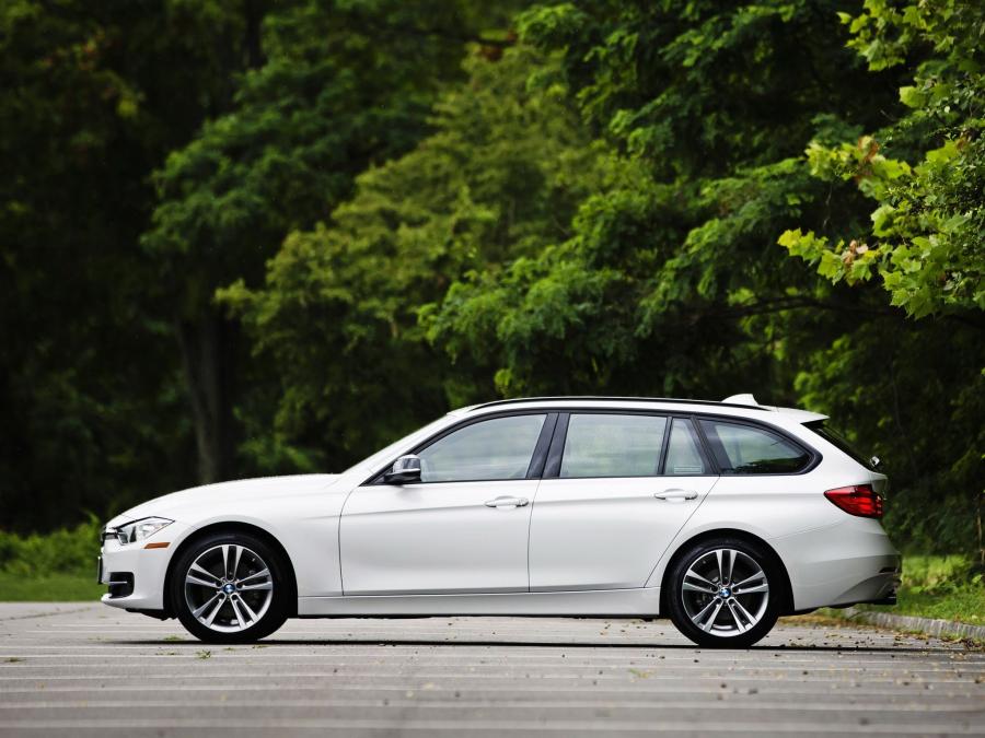  BMW 328i xDrive Touring 2013 года  (US) (фото 8 из 14)